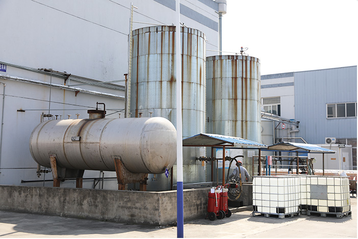 原料储罐